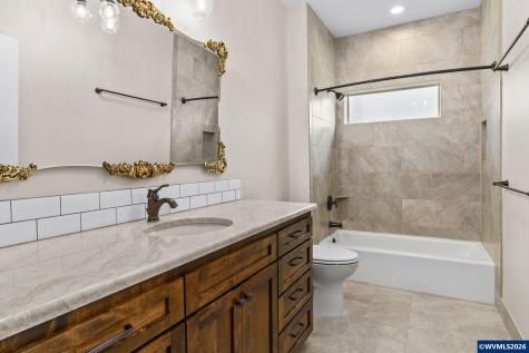 3176 SW Hawkeye Avenue Corvallis OR 97333