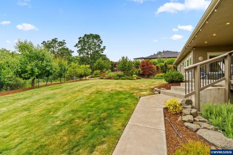 3176 SW Hawkeye Avenue Corvallis OR 97333