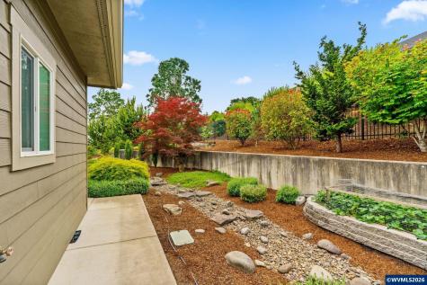 3176 SW Hawkeye Avenue Corvallis OR 97333