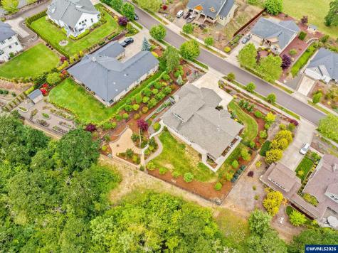 3176 SW Hawkeye Avenue Corvallis OR 97333