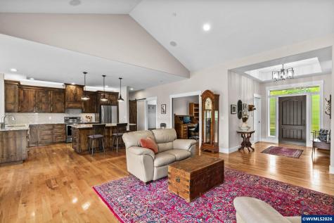 3176 SW Hawkeye Avenue Corvallis OR 97333