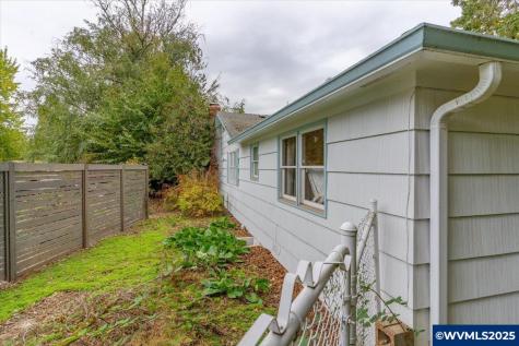 3895 Stanley Lane S Salem OR 97302