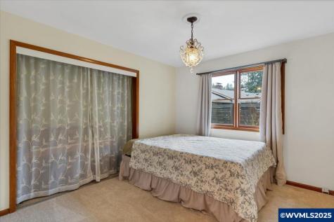 3895 Stanley Lane S Salem OR 97302