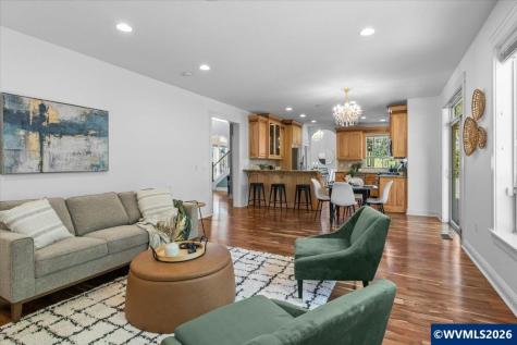 1667 Ptarmigan Street NW Salem OR 97304