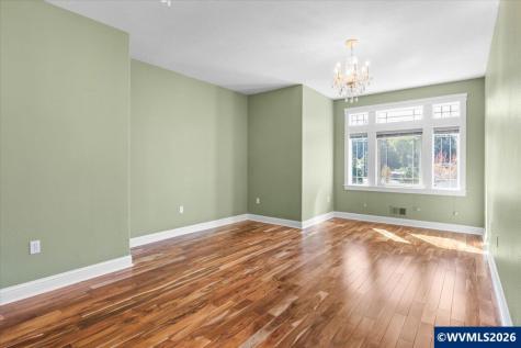 1667 Ptarmigan Street NW Salem OR 97304