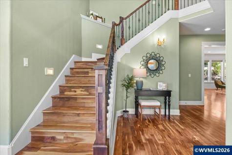 1667 Ptarmigan Street NW Salem OR 97304