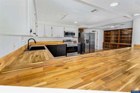 203 5th Avenue Sweet Home OR 97386