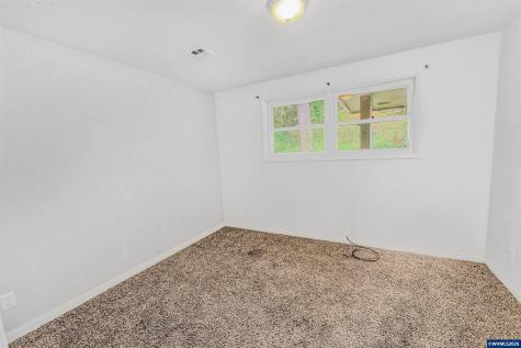 203 5th Avenue Sweet Home OR 97386