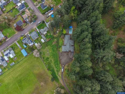 203 5th Avenue Sweet Home OR 97386