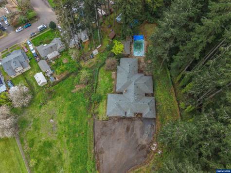 203 5th Avenue Sweet Home OR 97386