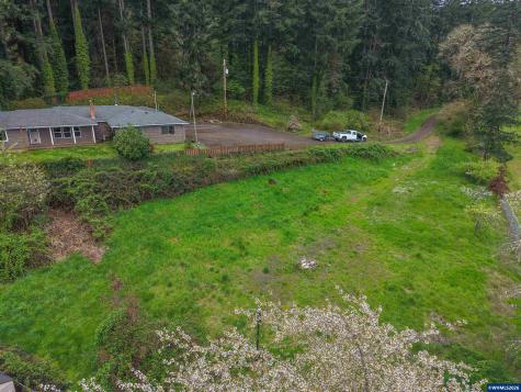 203 5th Avenue Sweet Home OR 97386