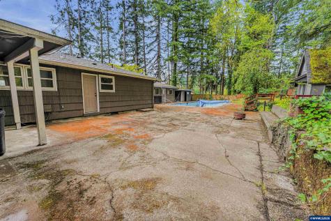203 5th Avenue Sweet Home OR 97386