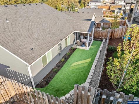 518 Sarah Renee Avenue SE Salem OR 97306