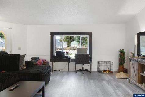 3372 Long Street Sweet Home OR 97386