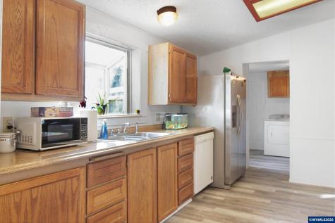 3372 Long Street Sweet Home OR 97386