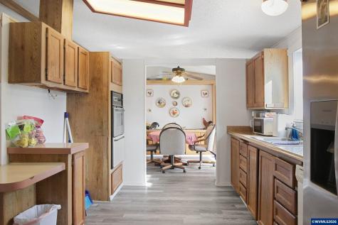 3372 Long Street Sweet Home OR 97386