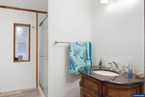 3372 Long Street Sweet Home OR 97386