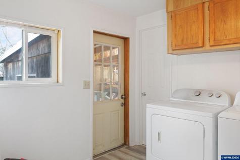 3372 Long Street Sweet Home OR 97386