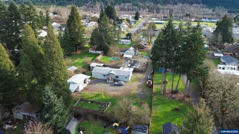 3372 Long Street Sweet Home OR 97386
