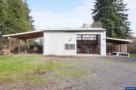 3372 Long Street Sweet Home OR 97386