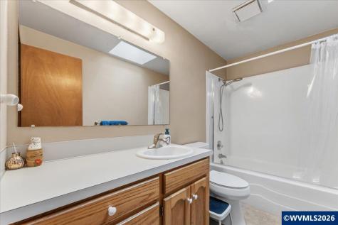 4154 5th Street Hubbard OR 97032