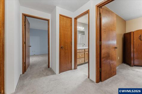 4154 5th Street Hubbard OR 97032
