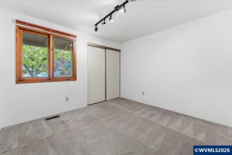4154 5th Street Hubbard OR 97032
