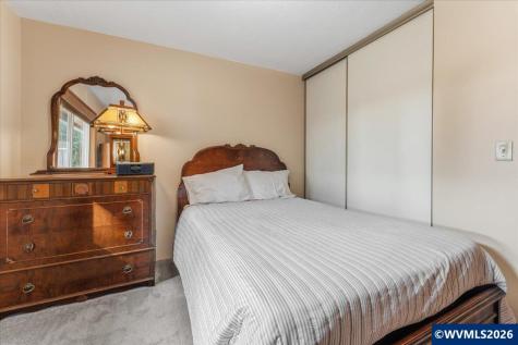 4154 5th Street Hubbard OR 97032