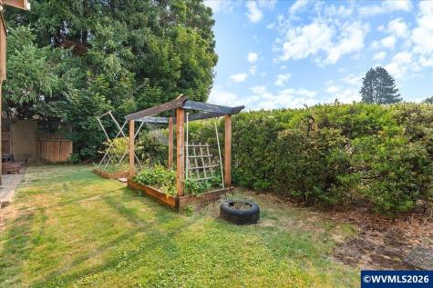 4154 5th Street Hubbard OR 97032