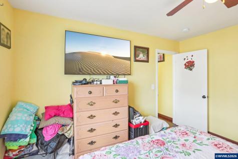 4055 Silverton Road NE Salem OR 97305
