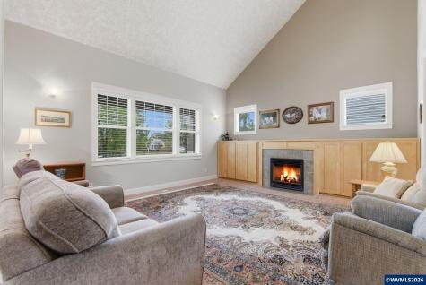1607 Wood Duck Street Silverton OR 97381