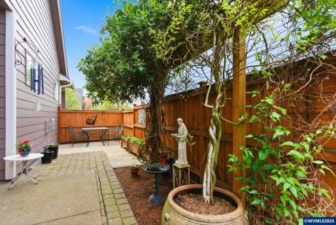 1607 Wood Duck Street Silverton OR 97381