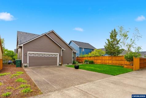 1607 Wood Duck Street Silverton OR 97381