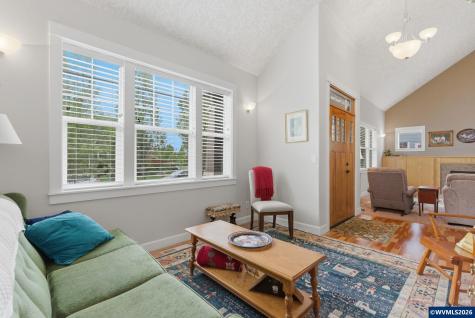 1607 Wood Duck Street Silverton OR 97381