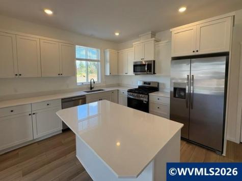 527 Upland Road Woodburn OR 97071