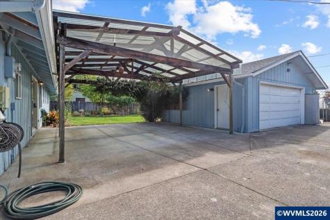 560 NW Hemlock Avenue Corvallis OR 97330