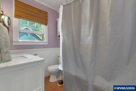 855 20th Street NE Salem OR 97301