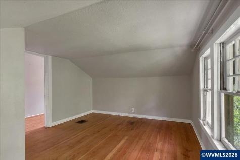 855 20th Street NE Salem OR 97301
