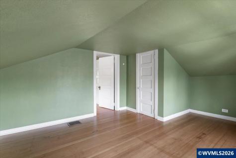 855 20th Street NE Salem OR 97301