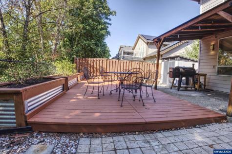 2432 Robbins Way Lebanon OR 97355