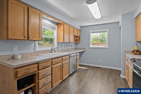 4772 Musket Court NE Salem OR 97305