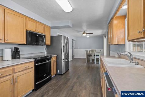 4772 Musket Court NE Salem OR 97305