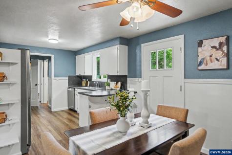 4436 Barrett Street S Salem OR 97302