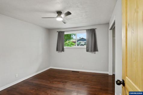 4436 Barrett Street S Salem OR 97302