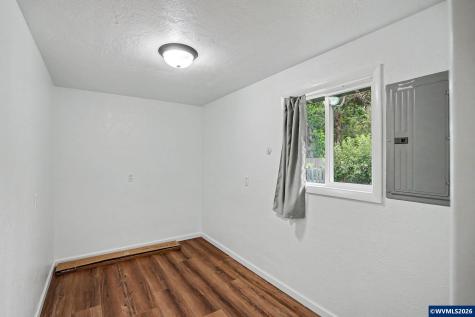 4436 Barrett Street S Salem OR 97302