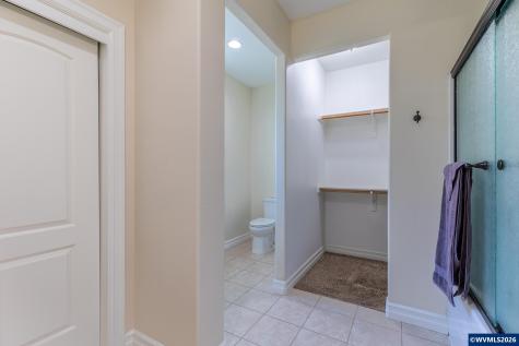 1804 Settlers Spring Drive NW Salem OR 97304