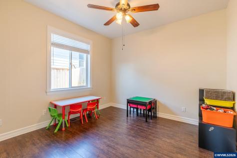 1804 Settlers Spring Drive NW Salem OR 97304
