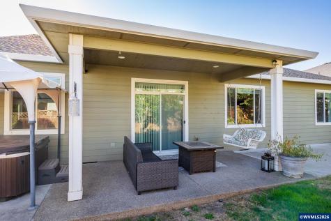 1804 Settlers Spring Drive NW Salem OR 97304