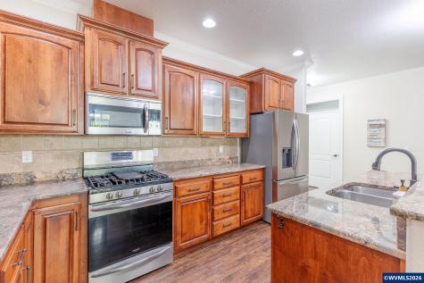 1804 Settlers Spring Drive NW Salem OR 97304
