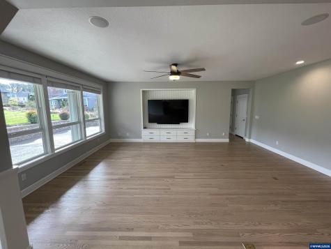 2711 SW Titleist Circle Corvallis OR 97333